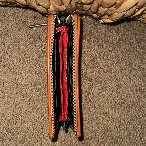 Dooney & Burke - Black Wallet - Picture 8 of 8